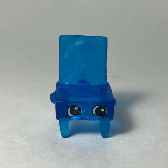 5 shopkins furniture lot - Picture 5 of 5